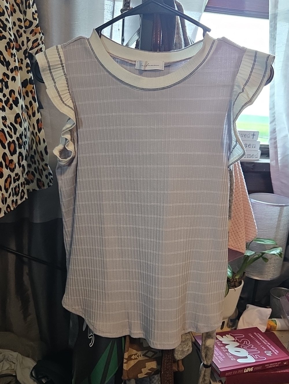 Ces Femme Light Gray Striped Flutter Sleeve Top with Cream Trim